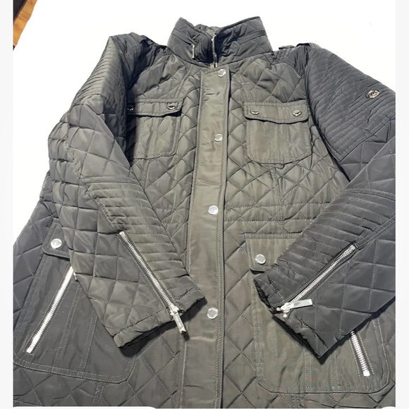 Michael Kors Woman’s Green With Gold Zippers Quilted  Hooded Jacket Size Xl - Picture 10 of 14